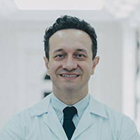 Dr. Gustavo Becker Pereira